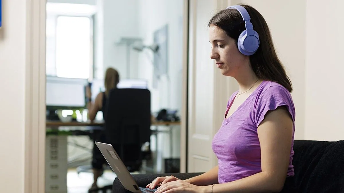 9 Warning Signs of Identity Theft You Must Never Ignore