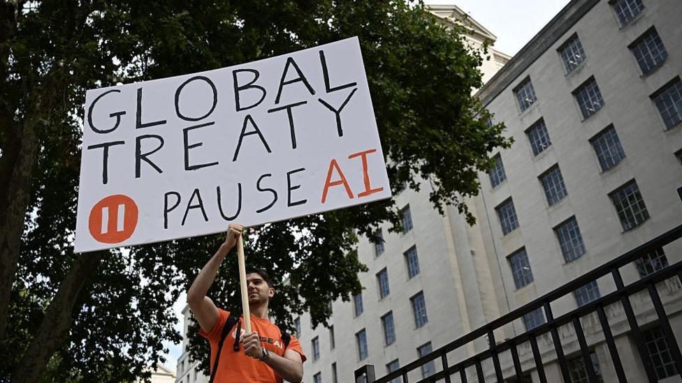 AI Workers Doubt Existential Risk Warnings, Insiders Say