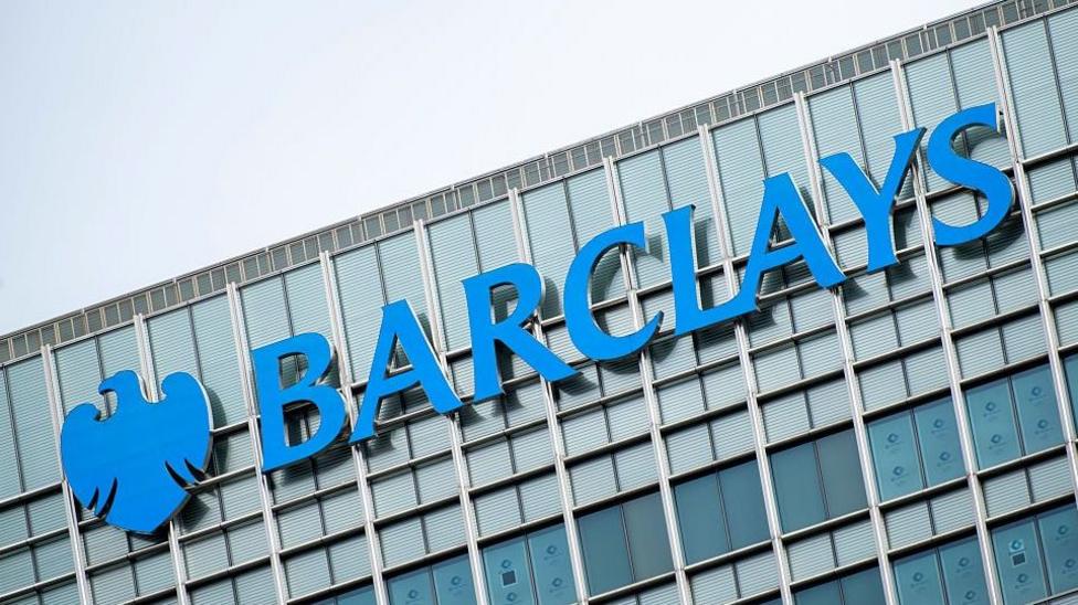 Barclays Workers Demand Pay Rise for Office Return
