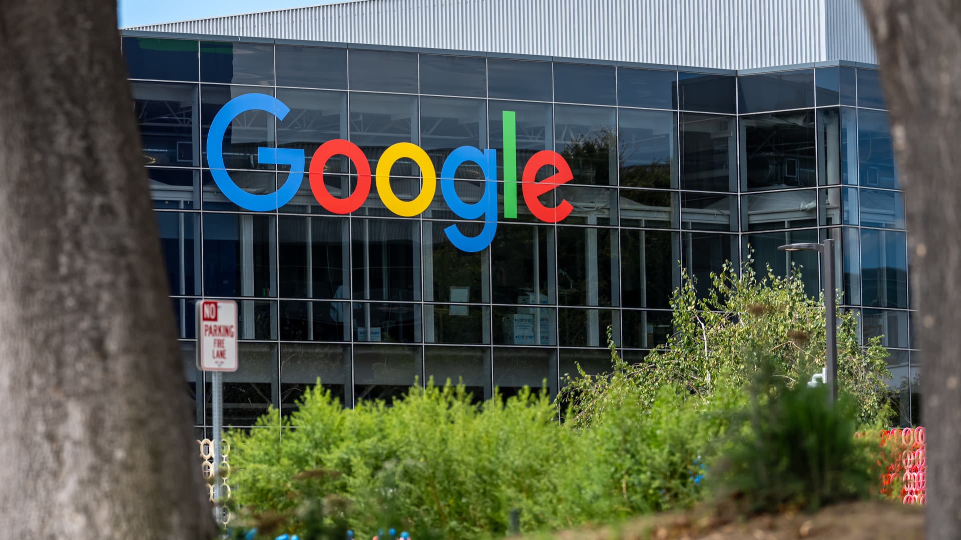 Google Plans Record $15 Billion AI Hub Expansion in Finland