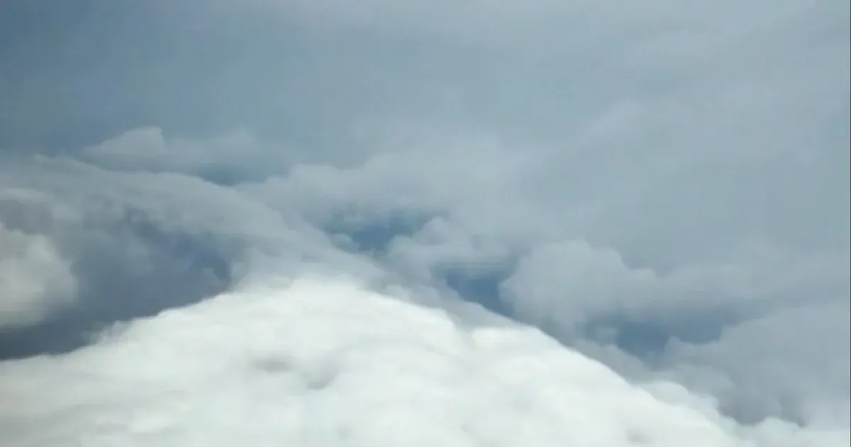 Hurricane Lowell Intensifies Near Hawaii Over Holiday Weekend