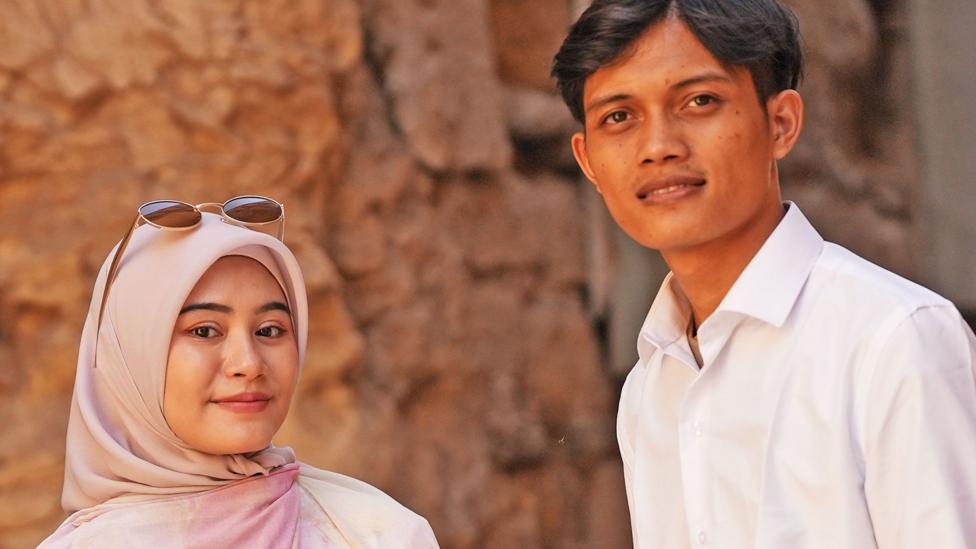 Indonesian Students Expose Abusive Principal, Find Love in Justice Fight