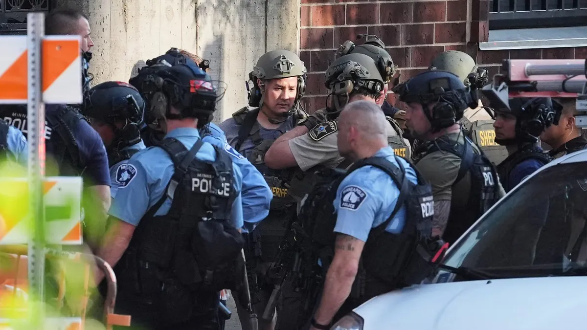 Minneapolis Shooting Leaves Three Dead in Downtown Apartment