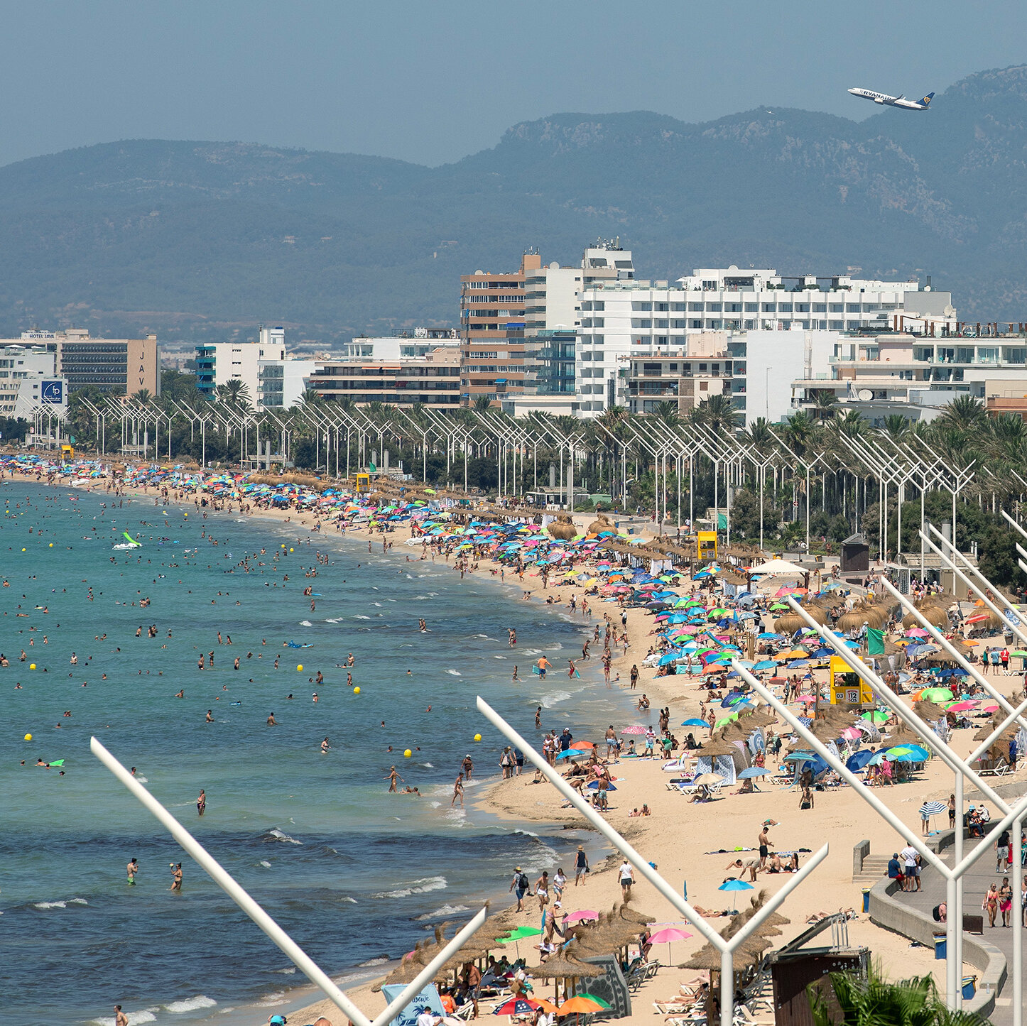 Overtourism vs Airport Growth: European Cities Expand