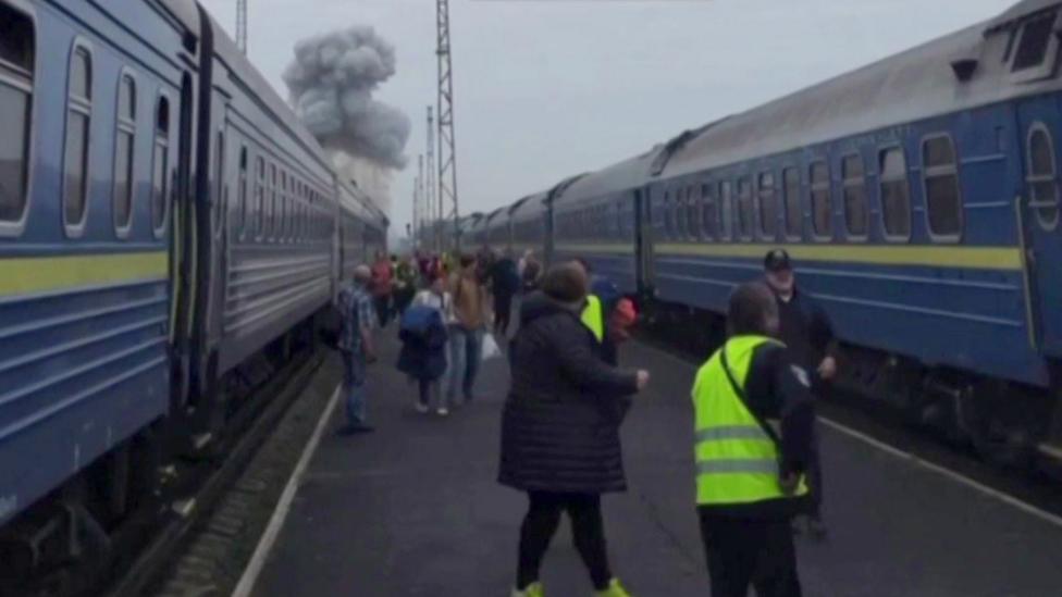 Russian Strike Destroys Train After Boris Johnson Visit