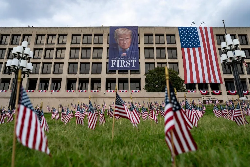 Trump Labor Policies Spark Fierce Debate Over Worker Protections