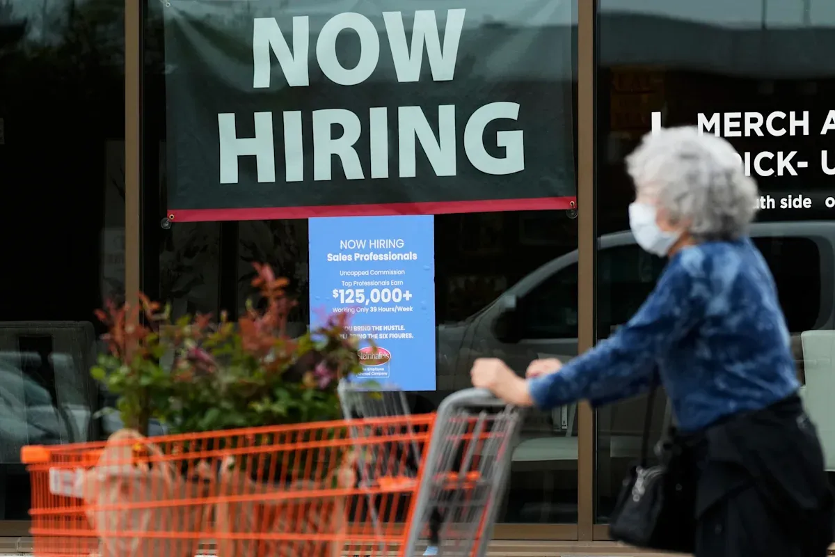 Trump Faces Friction as Solid Job Growth Triggers Rate Worries