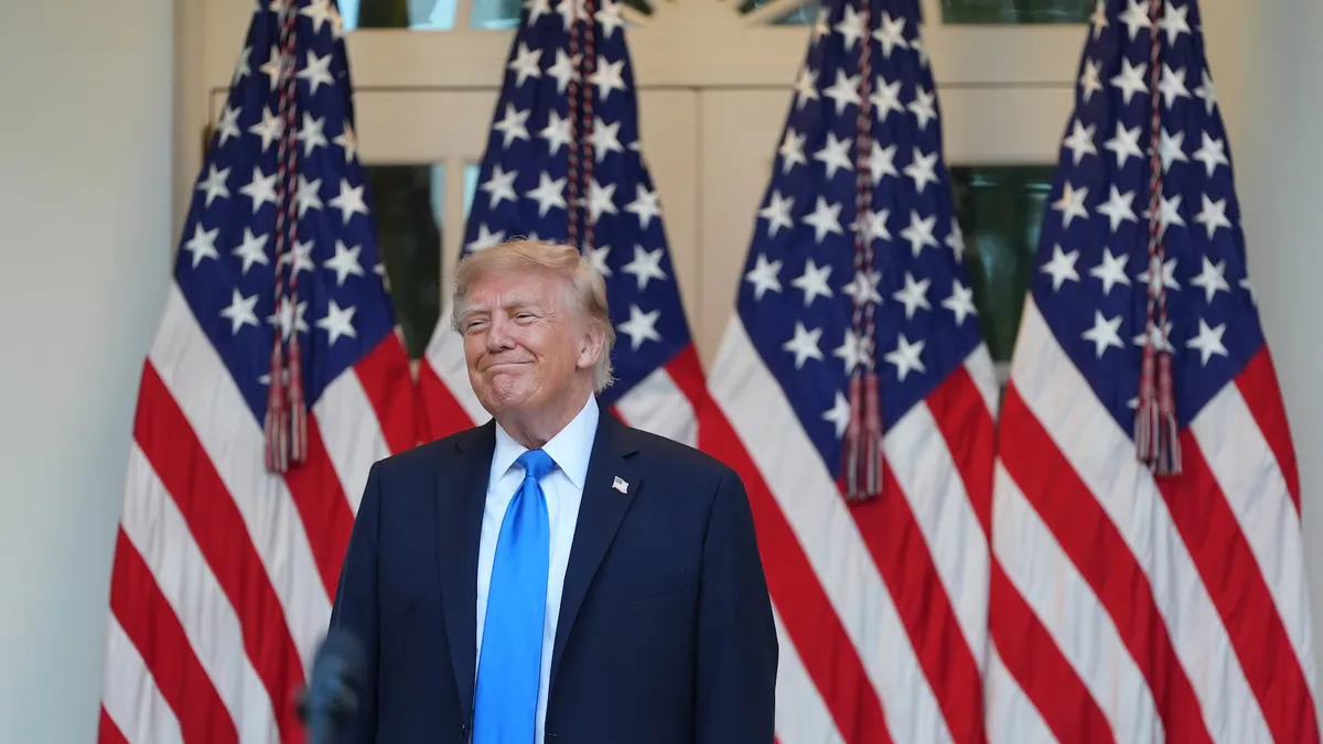 Trump Deploys Dual Economic and Military Strategy on Iran