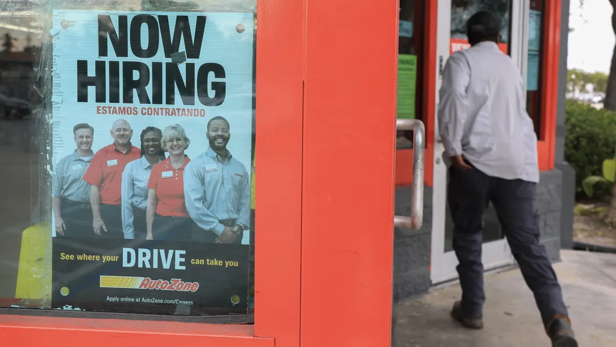US Payrolls Surge by 162,000 as Jobless Rate Holds Steady