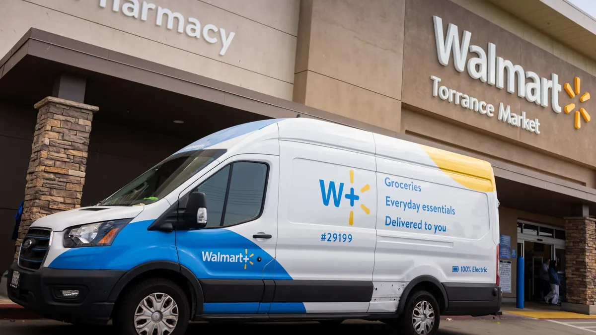 Walmart Launches Restaurant Delivery to Rival Gig Giants