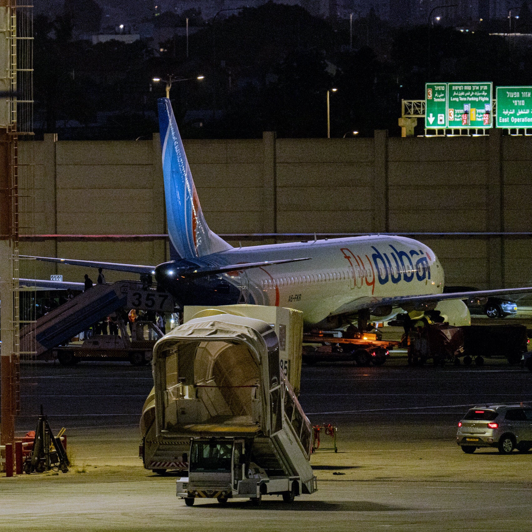 FlyDubai Cockpit Attack: Off-Duty Pilots Land Flight 1073