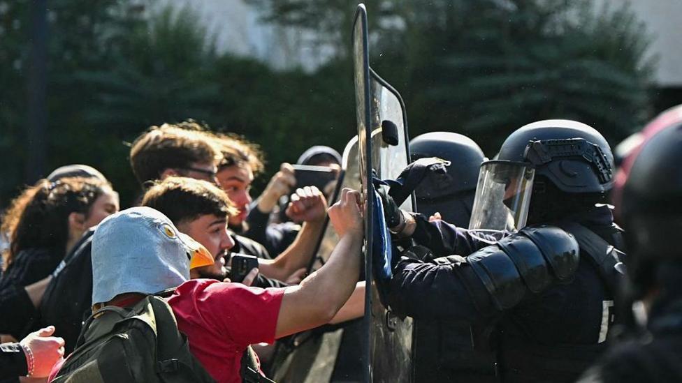 France Faces Nationwide School Protests as Student Movement Spreads