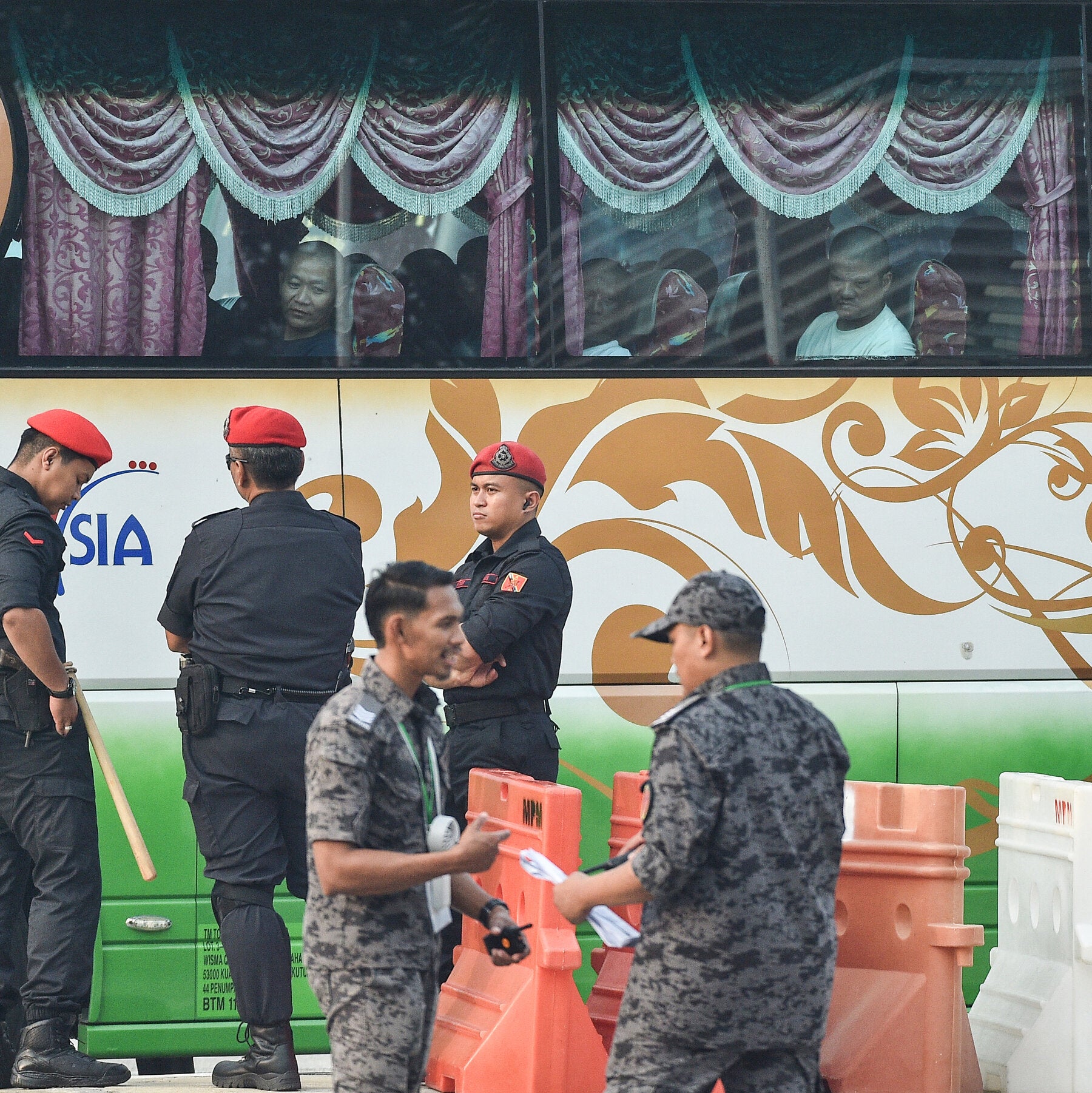 Malaysia Starts Myanmar Migrant Repatriation Amid Safety Fears