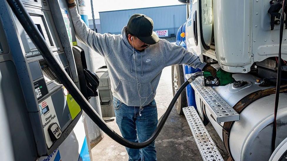 Trump Threatens Diesel Export Ban, Pressures Europe on Reserves