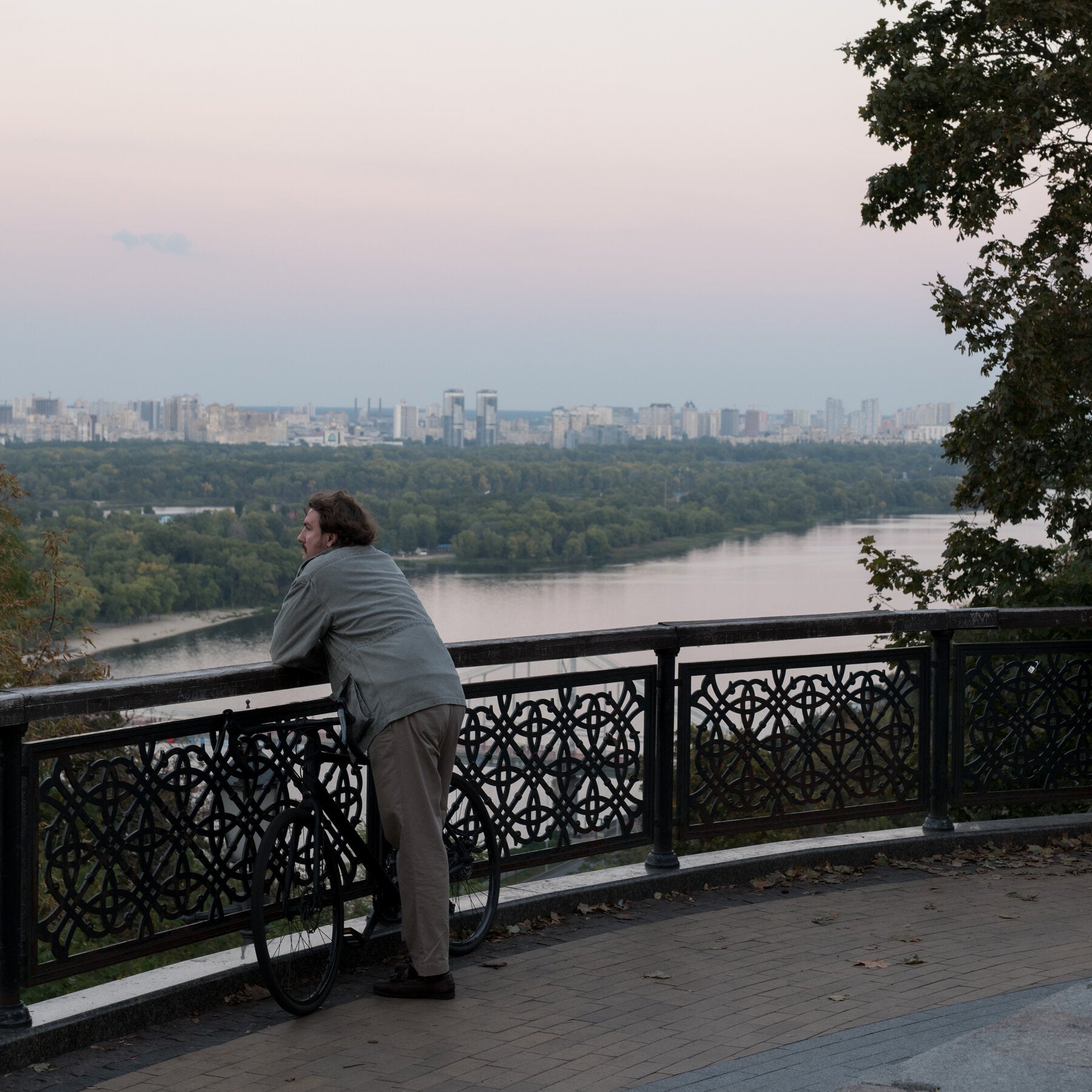 Ukraine Reveals Russian Plan to Cut Power and Heat This Winter